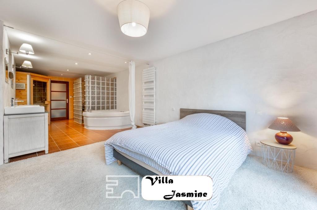 Saint-Méen-le-Grand Somptueuse Villa Jasmine מראה חיצוני תמונה
